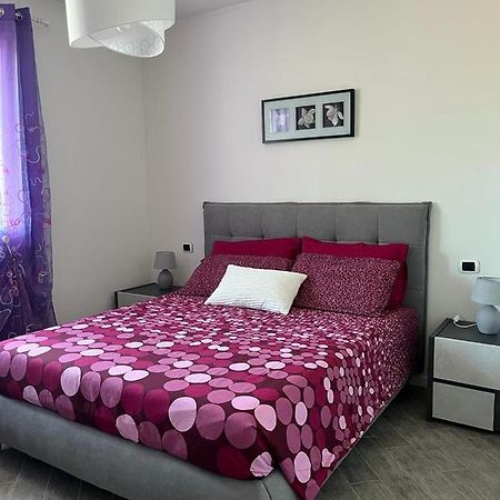 Hogar Mami Apartment Rimini Bagian luar foto