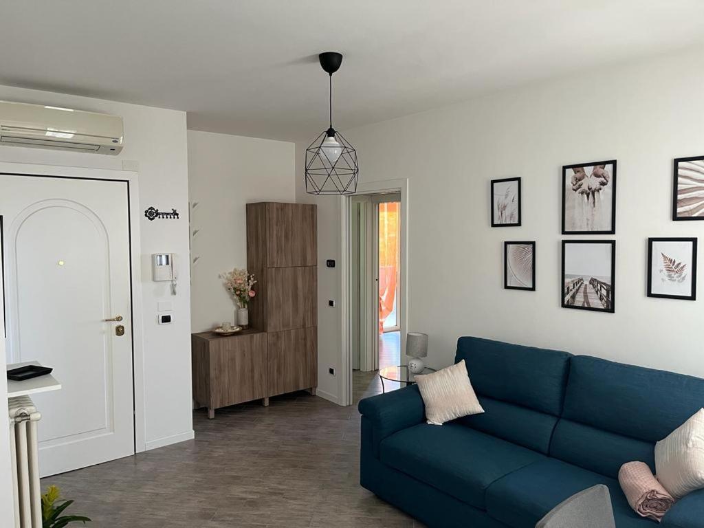 Hogar Mami Apartment Rimini Bagian luar foto